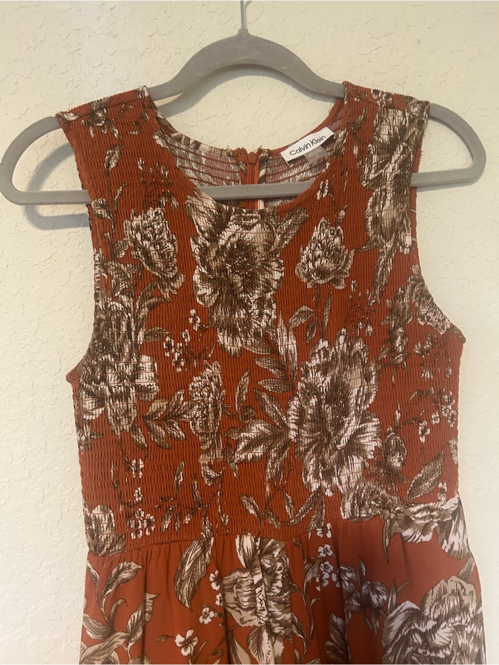 Calvin Klein Sleeveless Rust Floral Wide Leg Cropped Jumpsuit, Smocked Bodice - Picture 4 of 11